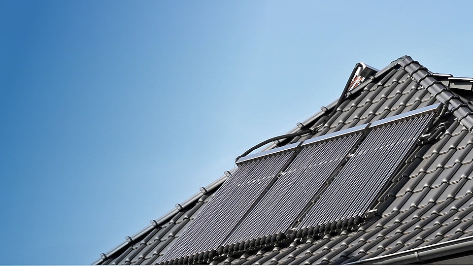 Hausdach mit Solarpanele